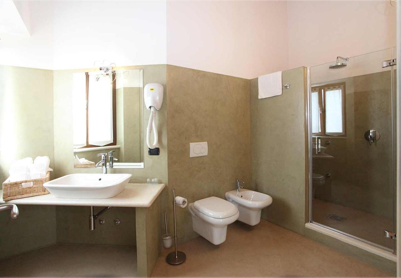 Relais Fontana Rosa B&B Wellness Caprino Veronese Esterno foto