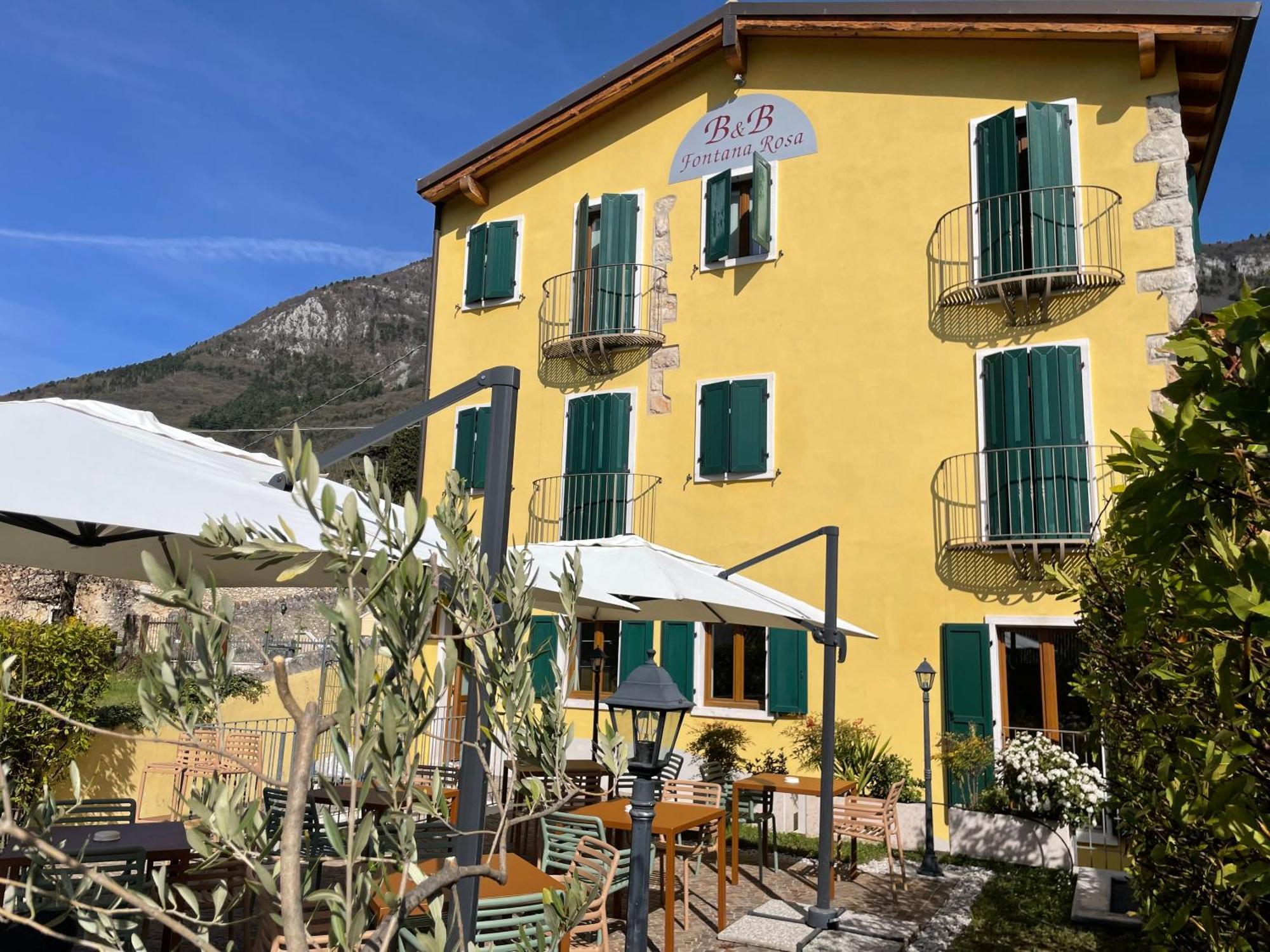 Relais Fontana Rosa B&B Wellness Caprino Veronese Esterno foto