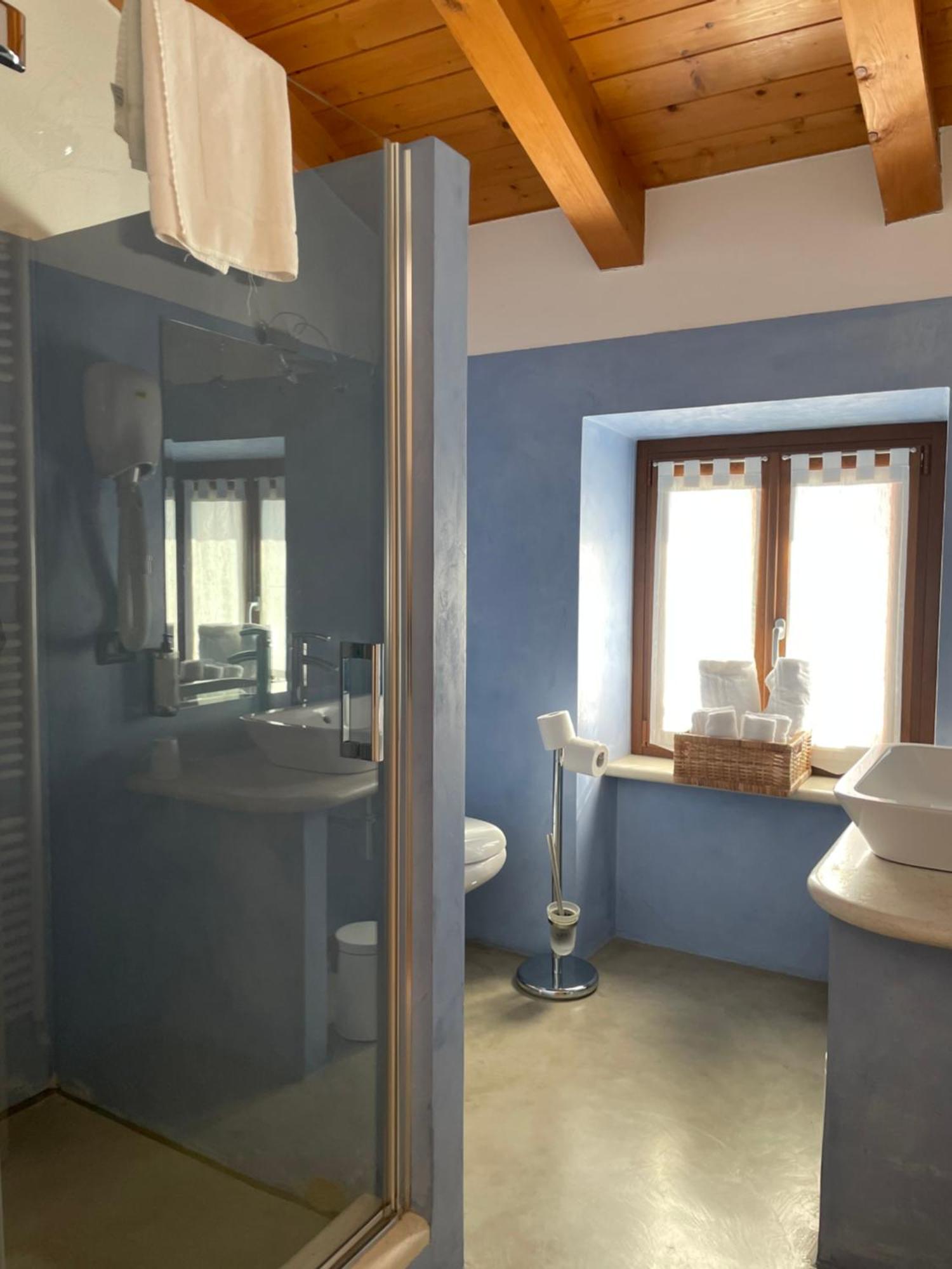 Relais Fontana Rosa B&B Wellness Caprino Veronese Esterno foto