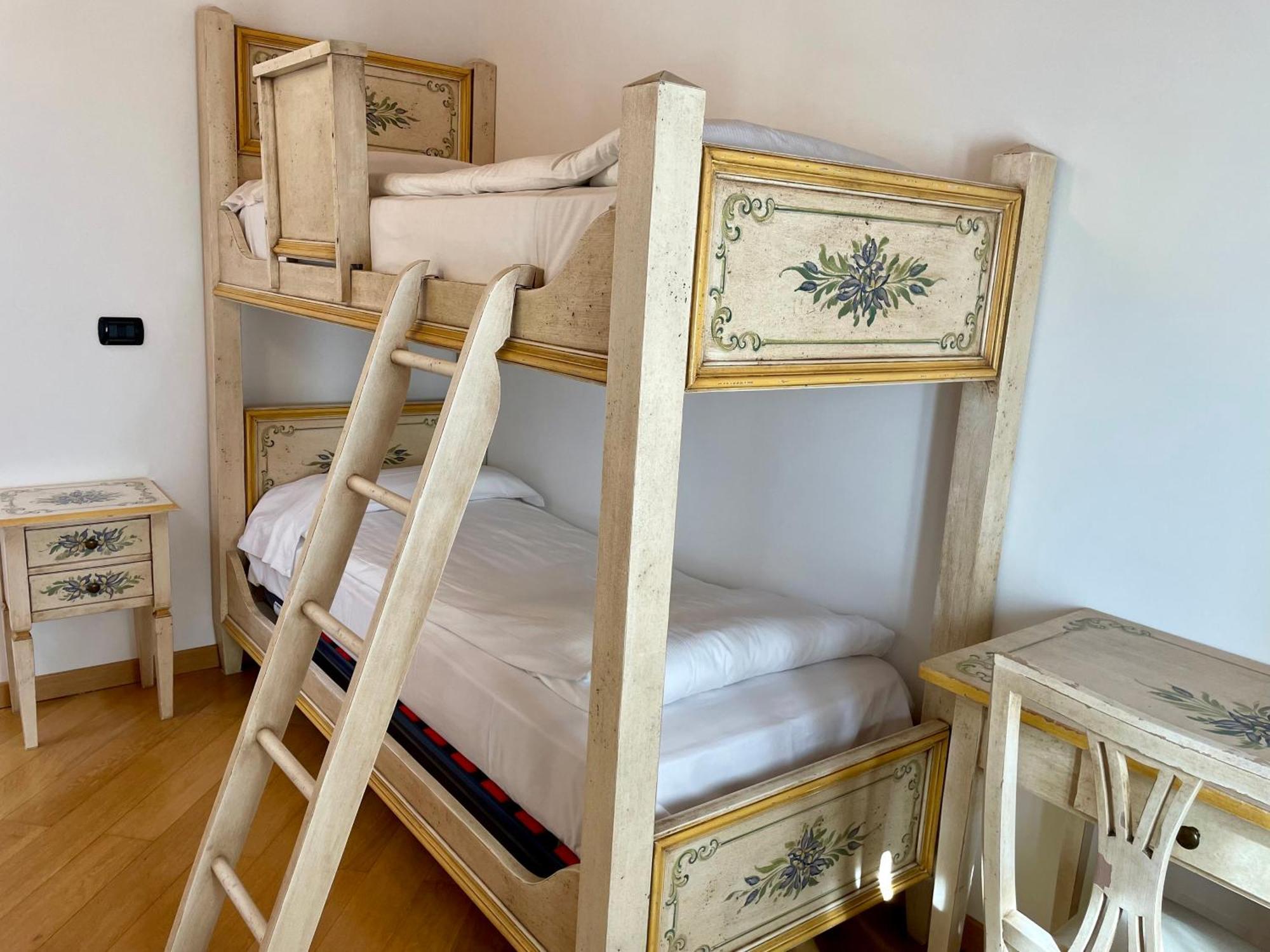 Relais Fontana Rosa B&B Wellness Caprino Veronese Esterno foto