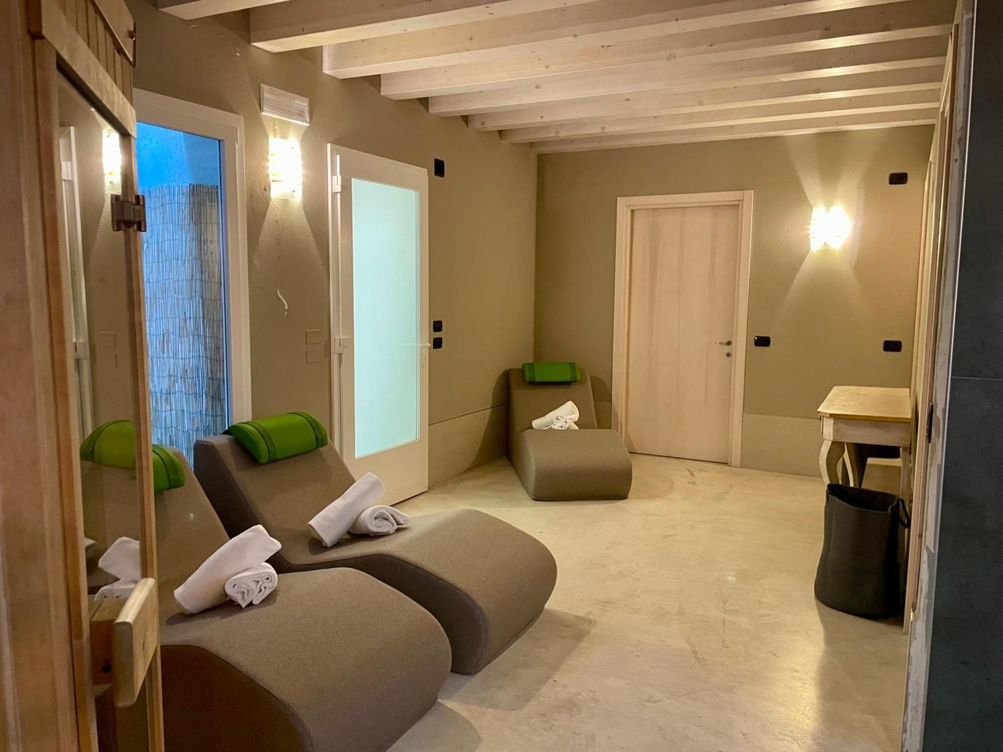 Relais Fontana Rosa B&B Wellness Caprino Veronese Esterno foto